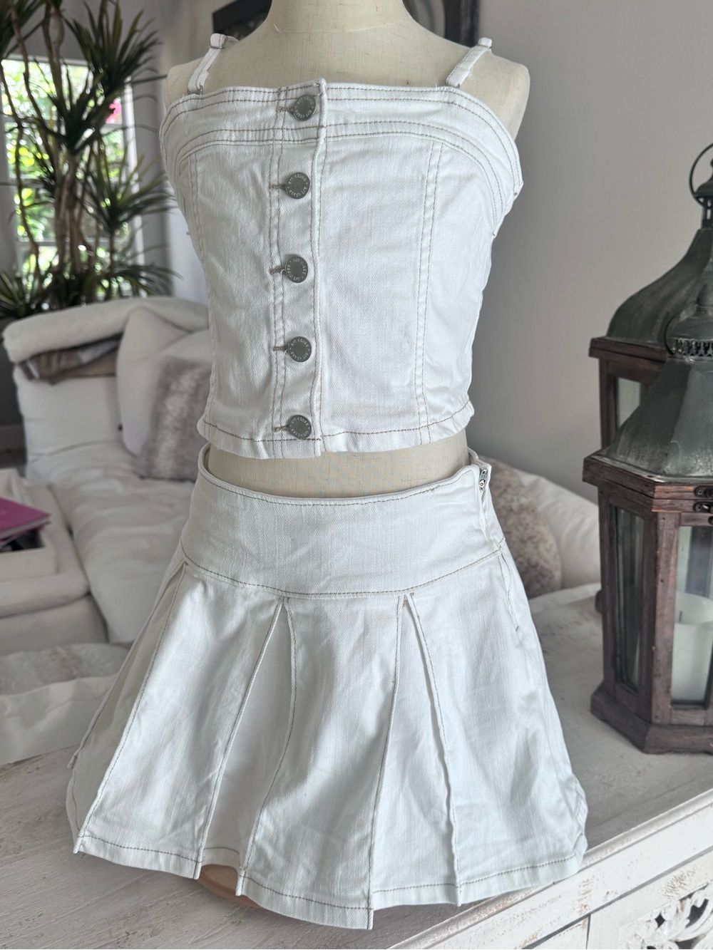 art class White Denim Pleated Skirt and Top Set (Size 8)